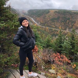 Meet your Posher, Rachel